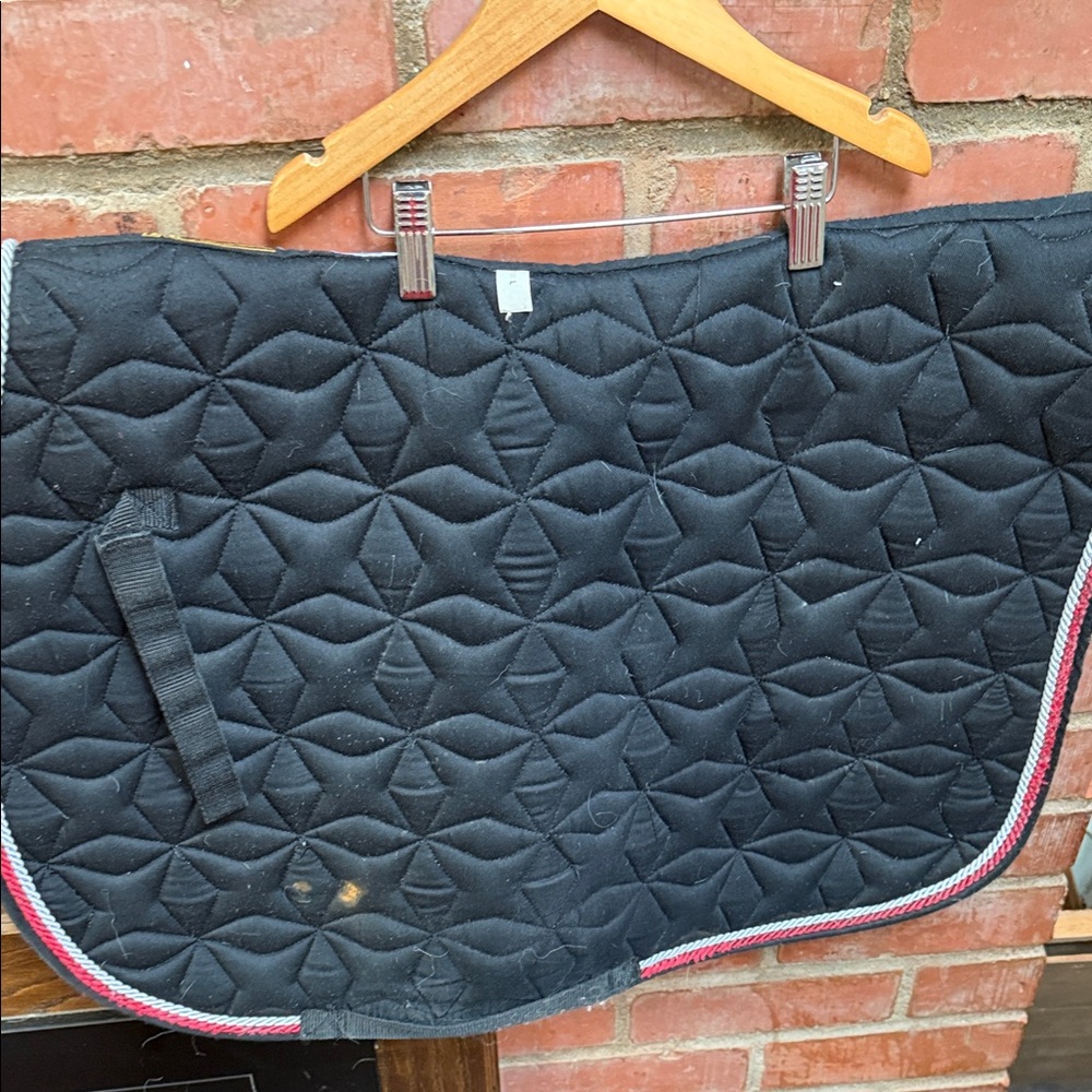 Roma Ecole Star Quilted Full Saddle Pad with Red and Gray Trim - Picture 4 of 9